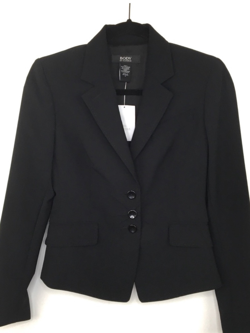 Body By Victoria Black 3-Button Blazer Sz2 stylish flattering